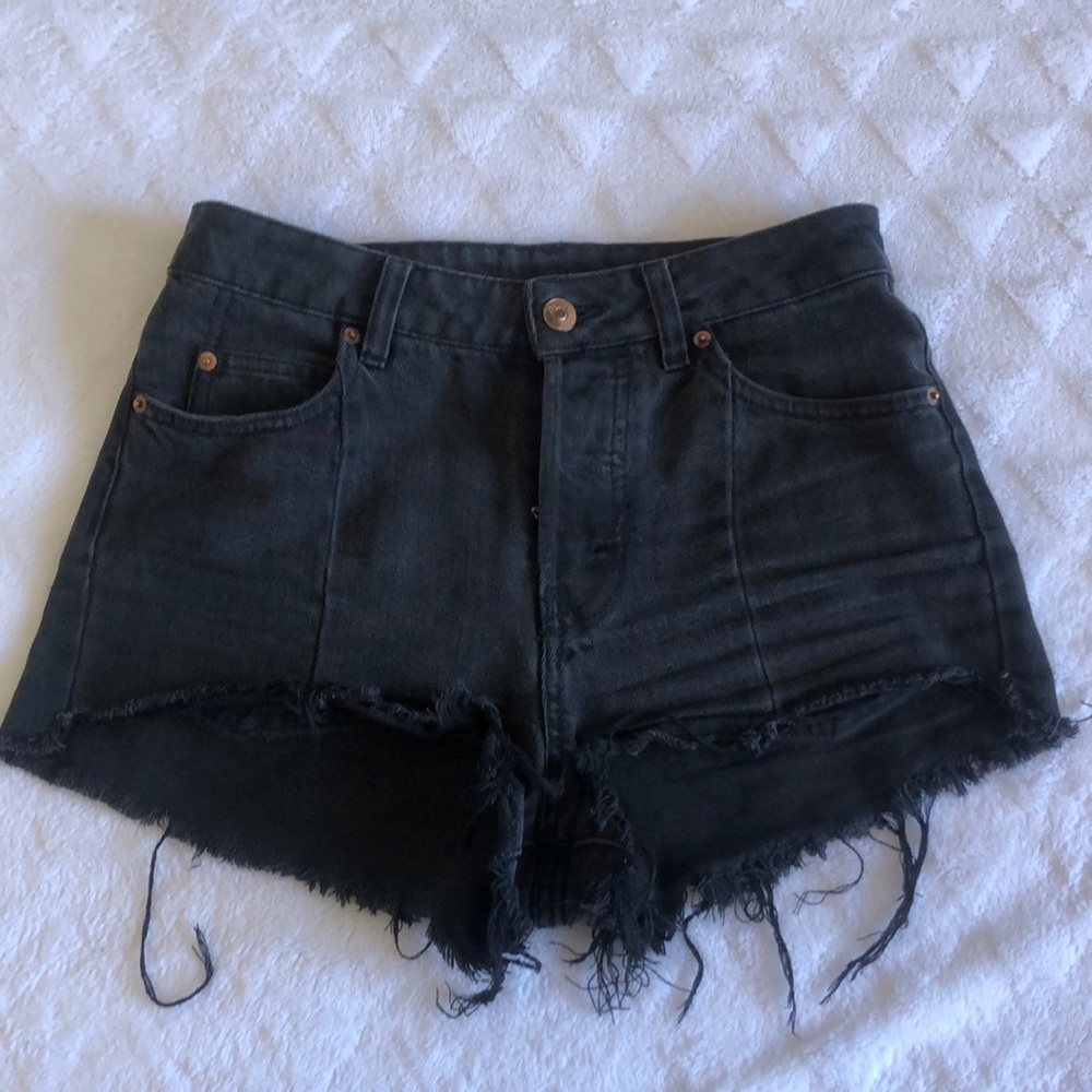 H&M Black High-waisted Denim Shorts